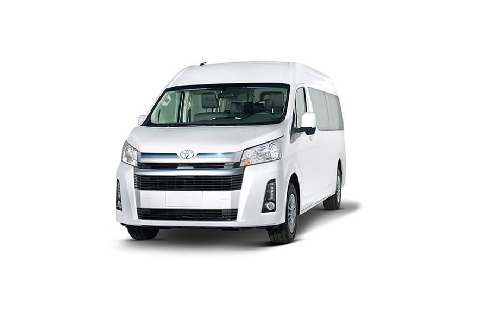 Toyota Hiace blanca